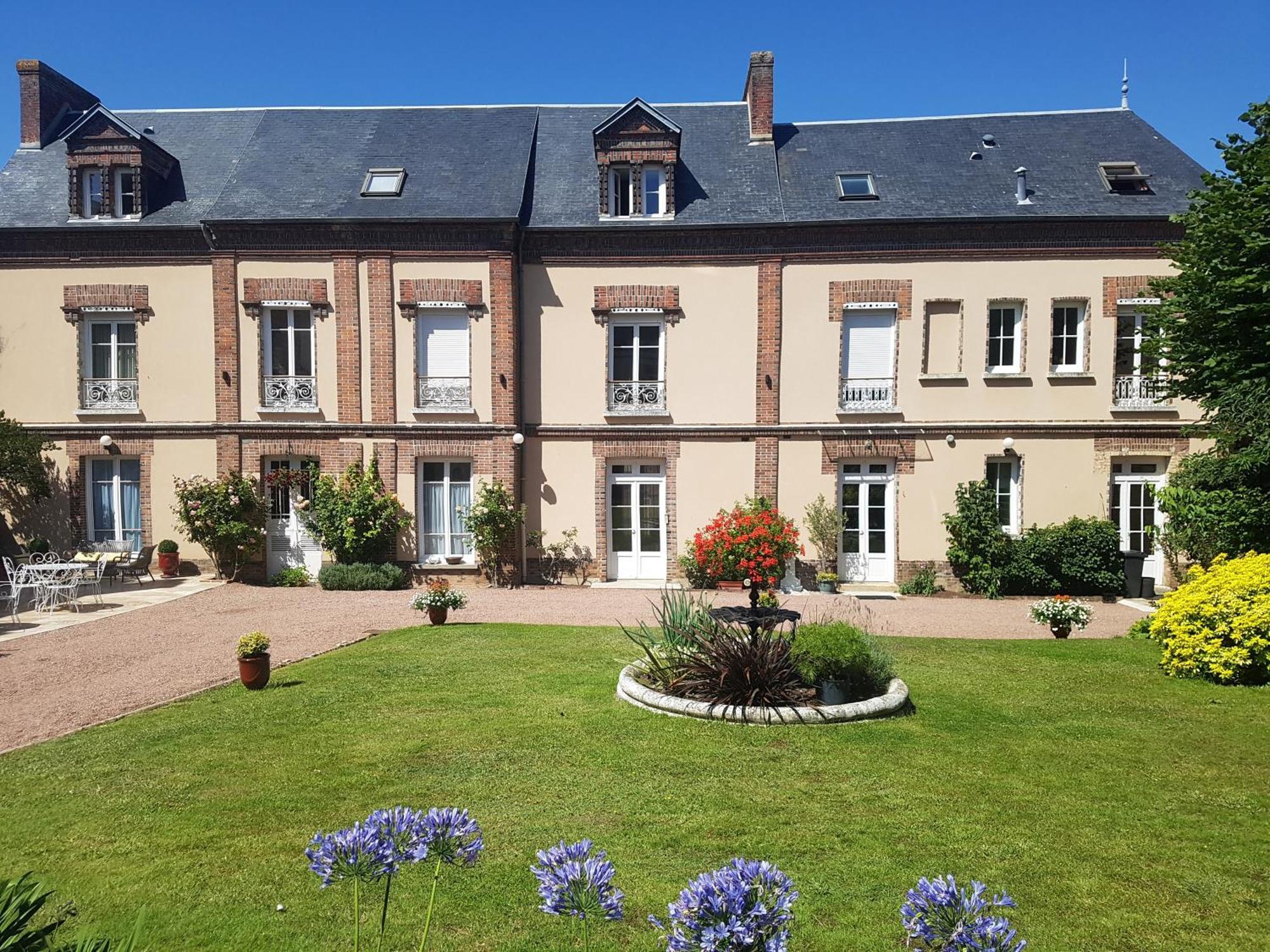 Le Clos Saint-Germain Rugles Exterior foto